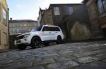 Mitsubishi Shogun Black 2012 года (UK)